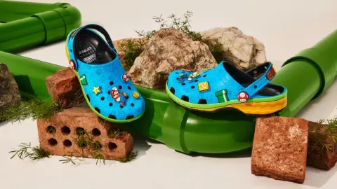 『スーパーマリオ』とCrocsがコラボ！マリオ、ヨッシー、クッパ、ピーチ姫をモチーフにした個性的なデザインのシューズが2026年7月15日に登場！