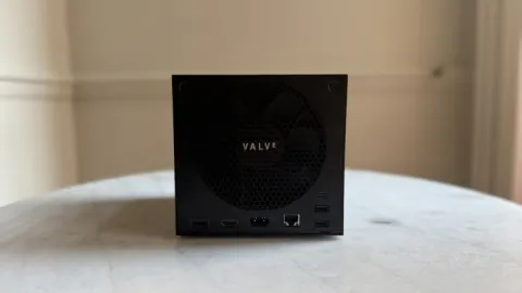 Valveの「Steam Machine」は買い？ゲーミングPCの専門家が性能、カスタマイズ、4Kプレイの可能性について徹底解説！リビングPCとしての魅力とは？