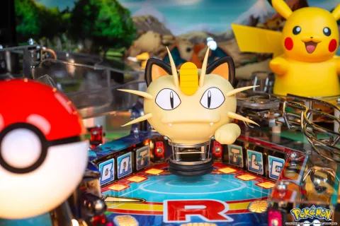 株式会社ポケモンとStern Pinball Inc.がタッグを組んだ最新作！初のアーケード向けピンボールマシン『ポケモン』が登場、スマホ連携で図鑑埋めも可能に！