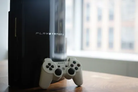 ソニーが『PlayStation Store』のPS3およびPS Vita向けサービスを2027年7月に終了へ、物理ゲームディスク生産も2028年に終了と発表