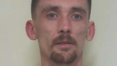 イギリスで約1400万円相当のポケモンカードを盗んだ窃盗犯2名が逮捕！逃走中のバン故障が逮捕の決め手に