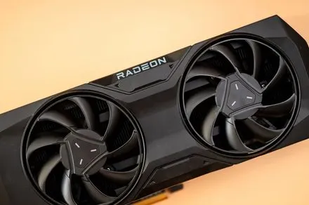 AMDの次世代フレーム生成技術「Multi-Frame Generation」がNVIDIAを上回る可能性、ドライバ解析で8倍生成や未発表機能が判明！