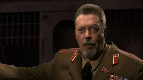 Tim Curry、ゲーム22作で30以上の役柄を演じたキャリアに再注目