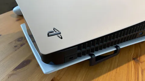 PS5 Linux開発者、AI生成コードへの批判を理由にプロジェクトから離脱