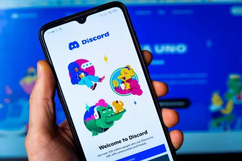 『Discord』、年齢確認措置の導入を2026年後半まで延期へ。ユーザーの反発を受け、クレジットカード認証などの新オプション追加で透明性を強化すると発表