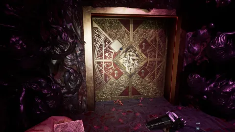 『Hellraiser Revival』の覗き穴パズルは中央から外側へ絵をそろえると解けます