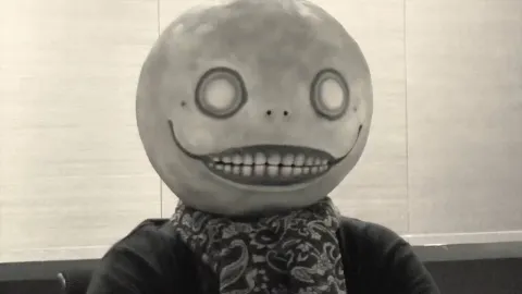 『NieR:Automata』のヨコオタロウ氏、他作品からの「コピー」発言を「敬意の表れ」と歓迎するも、スクウェア・エニックスの反応には言及せず