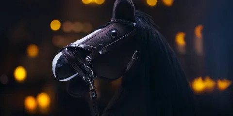 CD Projekt Redがエープリルフールに伝説の愛馬を模した馬型コントローラーを発表！『The Witcher 3: Wild Hunt』の「Project R.O.A.C.H.」が話題に！