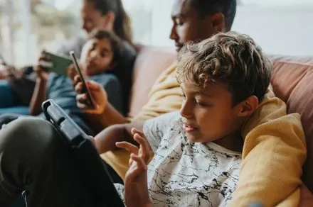 『Roblox』若年層ユーザーの安全強化へ！チャット・ゲームアクセス制限の新アカウントタイプ「Roblox Kids」と「Roblox Select」が2026年6月上旬に導入決定！