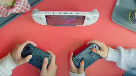 Valveの新型コントローラー『Steam Controller』の価格がリークされ、80ドルという高額設定にファンから不満の声が噴出中！果たしてこの価格は適正なのか？