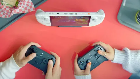 Valveの新型コントローラー『Steam Controller』の価格と発売日が決定！ 快適な操作性を追求したデザインでPCゲーマーに新たな体験を