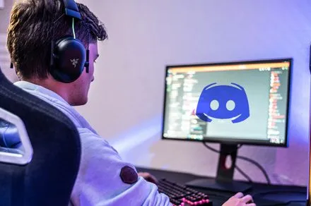 Discordが2026年3月から全ユーザー対象の年齢確認システムを導入、成人向けコンテンツへのアクセスが制限へ
