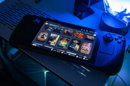 『Steam Deck 2』にユーザーが期待する改善点とは？次世代モデルに求められるディスプレイ、バッテリー、操作性の進化に迫る！