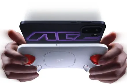 『OnePlus Ace 6 Ultra』専用コントローラー「Strix G15」発表！スマホを携帯ゲーム機に変える革新的アタッチメントが登場、操作性と快適性を追求したゲーマー必見の一台だが現状は中国限定販売